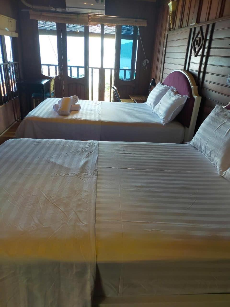 Cham Island Wooden Cabin Hoi An Eksteriør billede